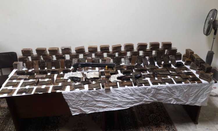 الحشيش المضبوط مع المتهمين