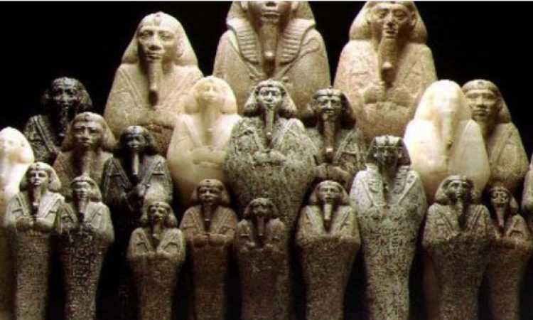 تماثيل أثرية