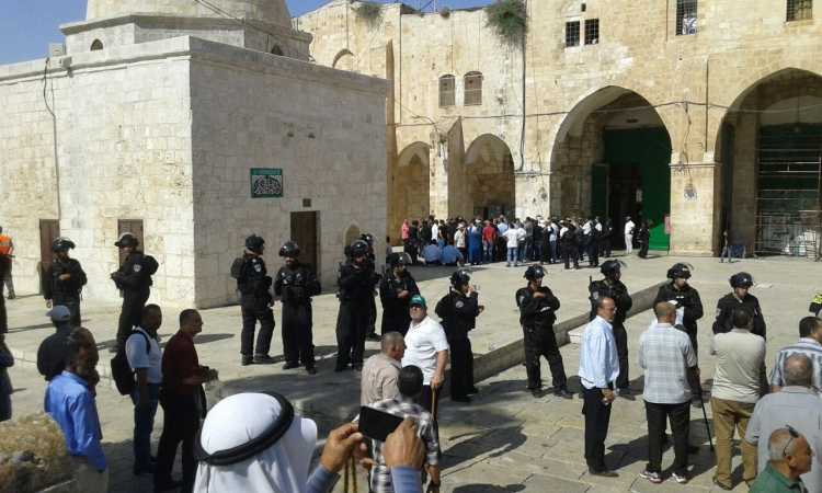 اقتحام الأقصى