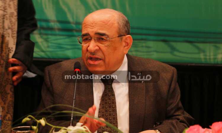 مصطفى الفقى