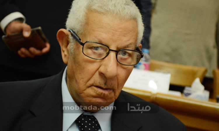 مكرم محمد أحمد