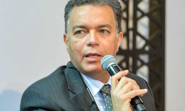 هشام عرفات