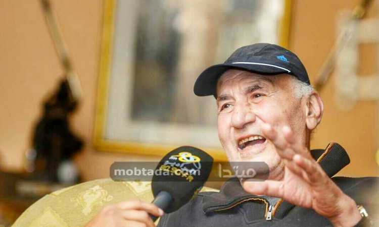 عزت أبو عوف