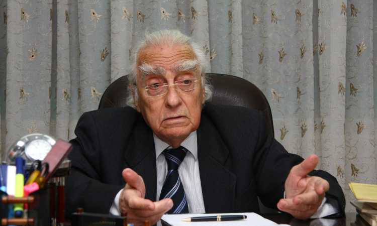 المفكر الراحل مراد وهبة