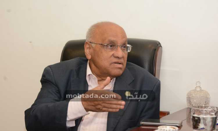 الكاتب الروائي يوسف القعيد