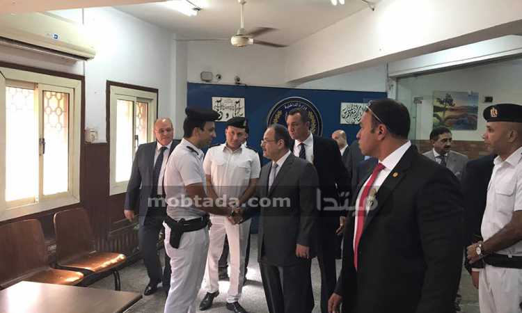 وزير الداخلية مجدى عبد الغفار