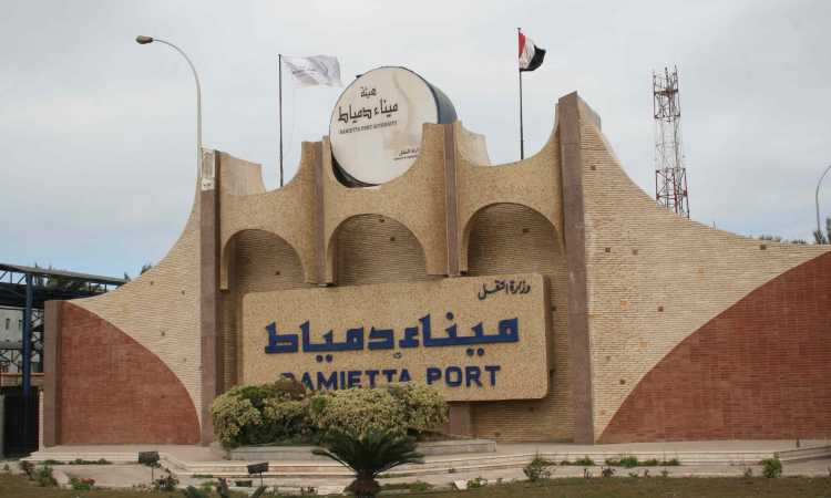 ميناء دمياط