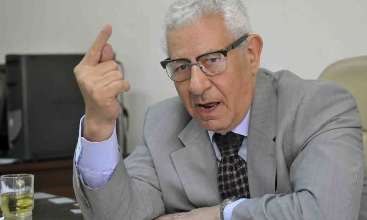 مكرم محمد أحمد