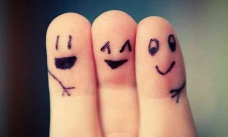 الأصدقاء - تعبيرية