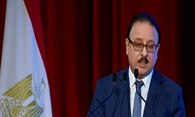 وزير الاتصالات