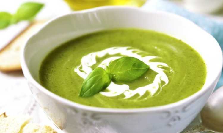 شوربة الكوسه والشوفان
