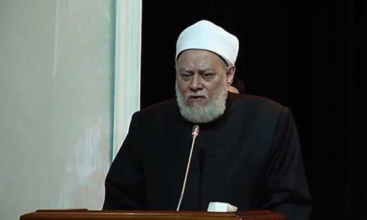 الدكتور- على جمعة 