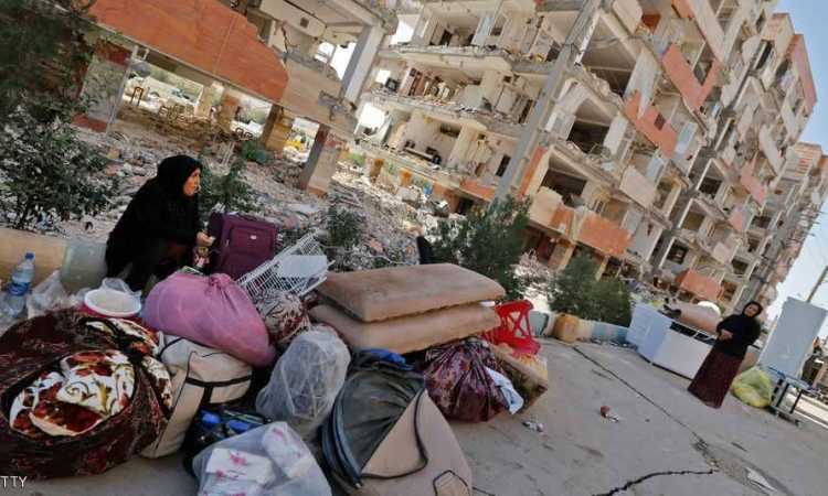آثار زلزال فى إيران