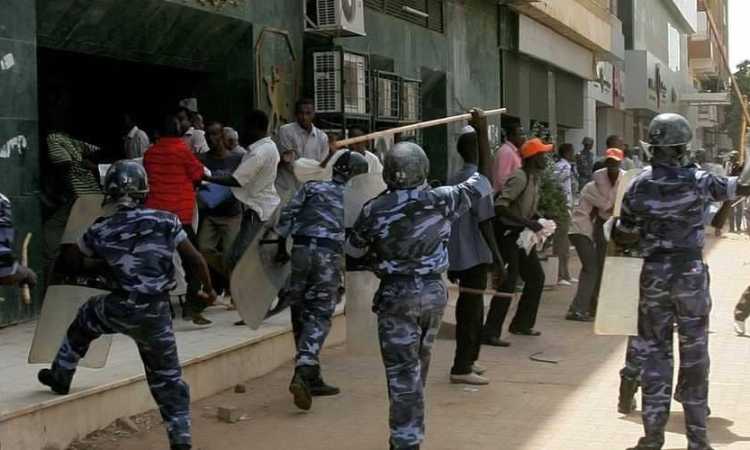 احتجاجات فى السودان