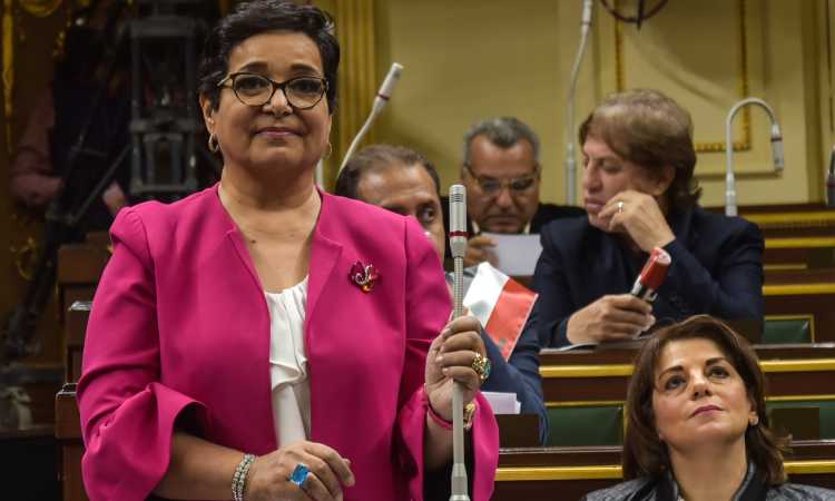 Ø¹Ø§Ø¬Ù„ ÙˆÙØ§Ø© Ø£Ù†ÙŠØ³Ø© Ø­Ø³ÙˆÙ†Ø© Ø£Ø´Ù‡Ø± Ù…Ø­Ø§Ø±Ø¨Ø© Ù„Ù„Ø³Ø±Ø·Ø§Ù† Ù…Ø¨ØªØ¯Ø§