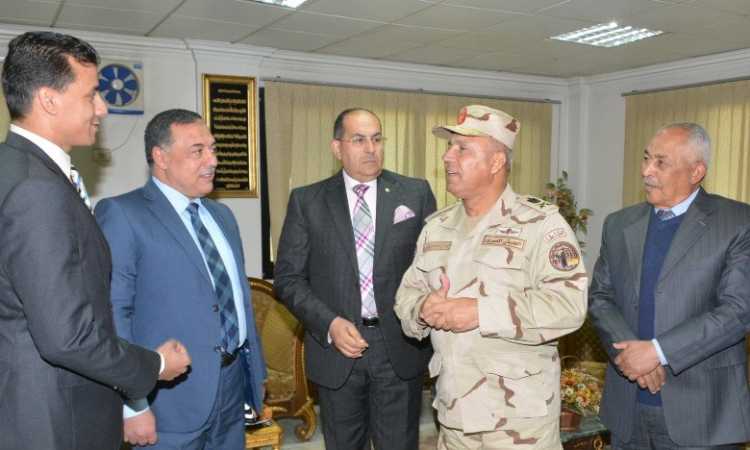 اللواء كامل الوزير مع محافظ سوهاج