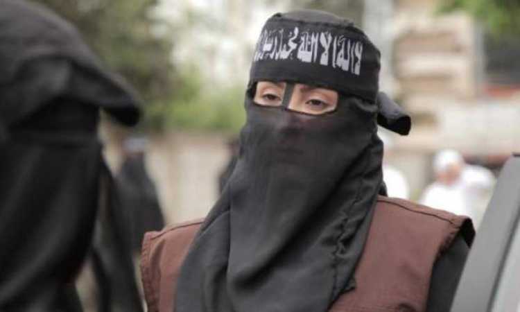نساء داعش