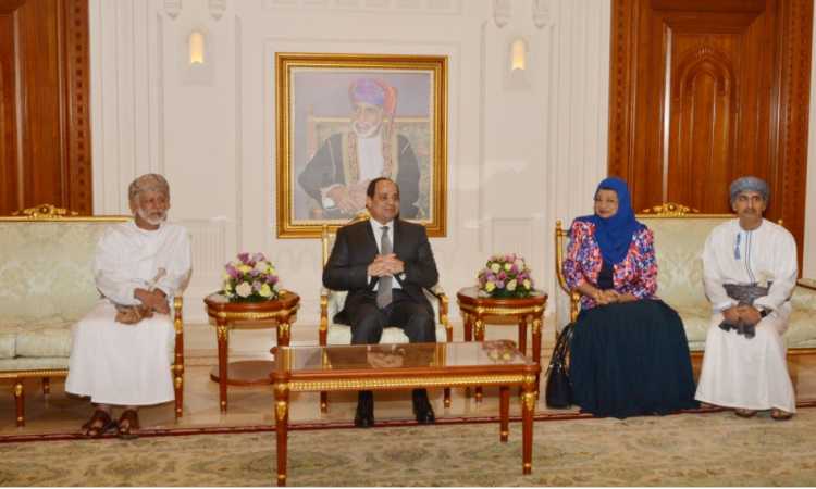 السيسي يزور دار الأوبرا السلطانية بمسقط