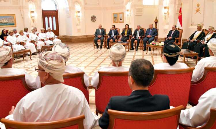 الرئيس يلتقى كبار المستثمرين 