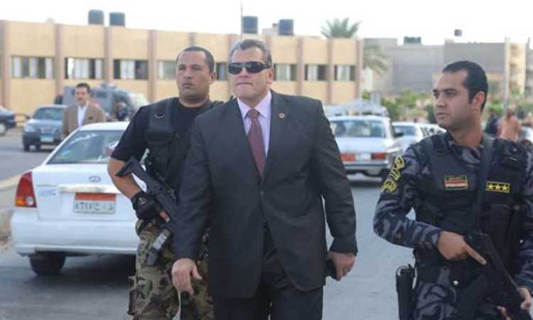مدير أمن شمال سيناء يتفقد الخدمات الأمنية بالعريش 