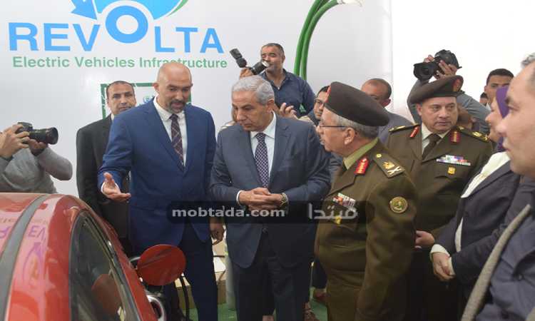 قابيل خلال الافتتاح