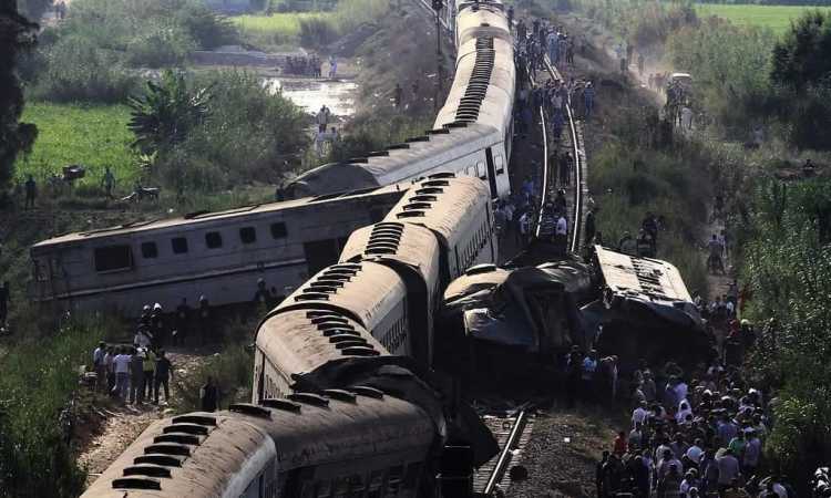حادث تصادم قطارين