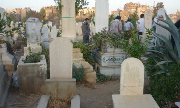 قبور 