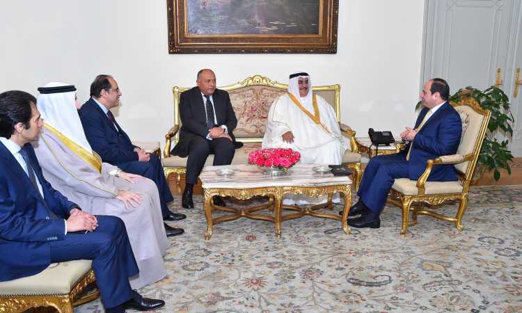 السيسي يستقبل وزير الخارجية البحرينى
