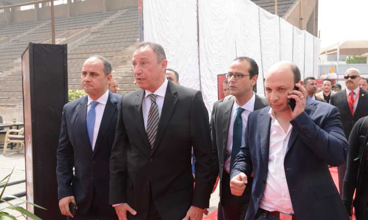 الخطيب
