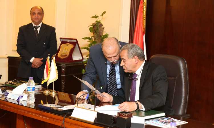 على المصيلحى وزير التموين والتجارة الداخلية