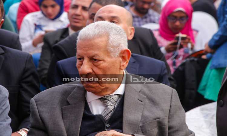 مكرم محمد أحمد 