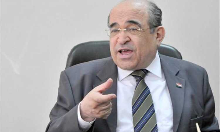 مصطفى الفقى 