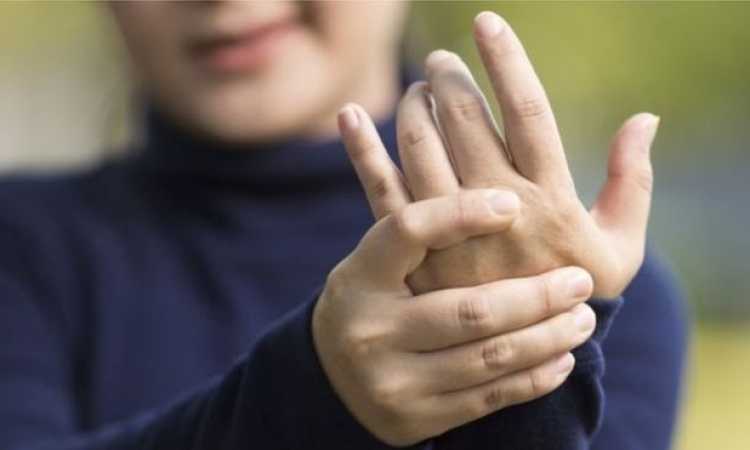 طرقعة الأصابع