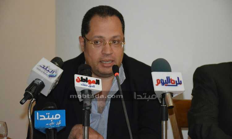 الكاتب هانى لبيب 