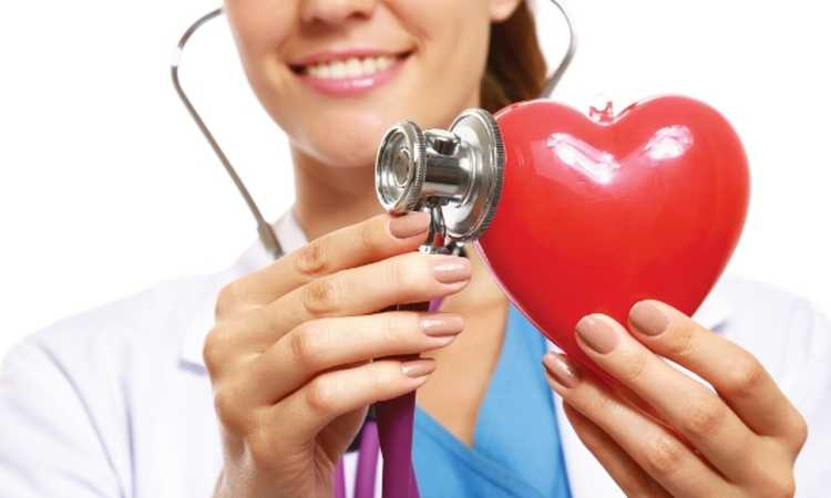 خطوات لإطالة عمر المرأة