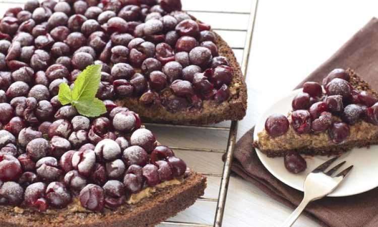 تارت الشوكولاته بالكرز