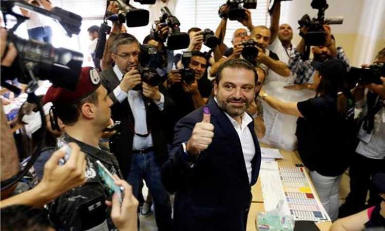 سعد الحريري يدلي بصوته
