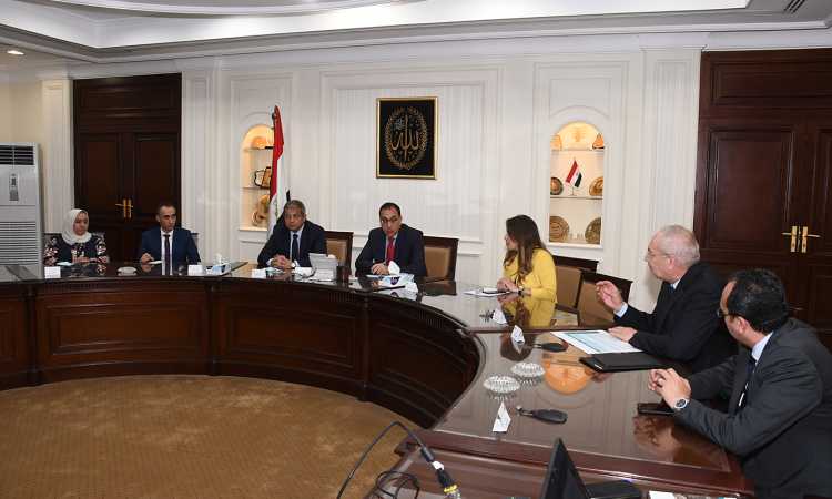 اجتماع وزيرا الإسكان والشباب