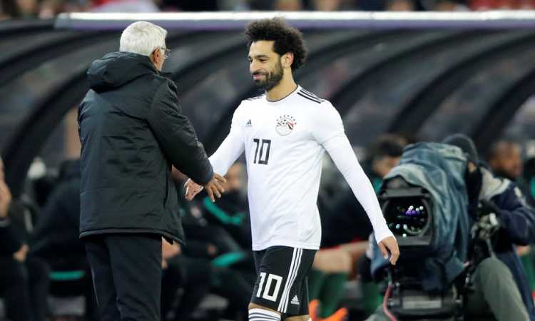 محمد صلاح وهيكتور كوبر