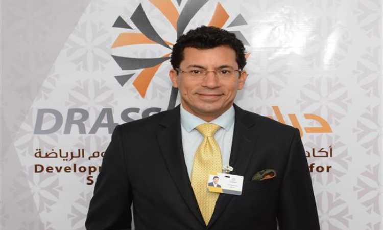 أشرف صبحى - وزير الشباب والرياضة