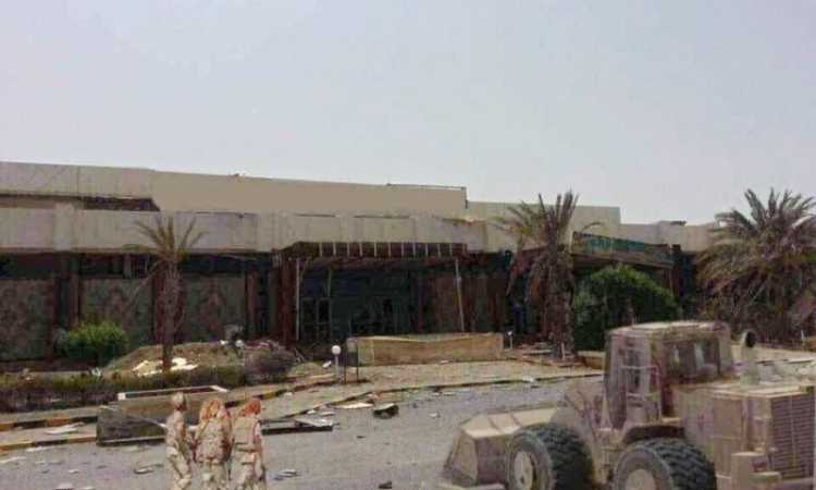 مطار الحديدة