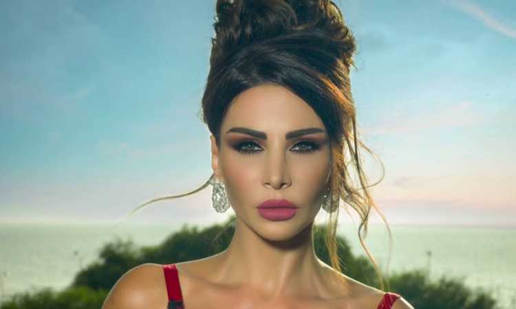 نيللى مقدسى