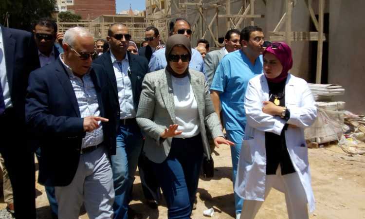وزيرة الصحة