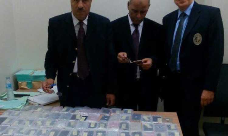 إحباط تهريب 79 هاتف محمول