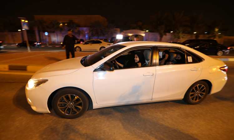 قيادة السيارة فى السعودية