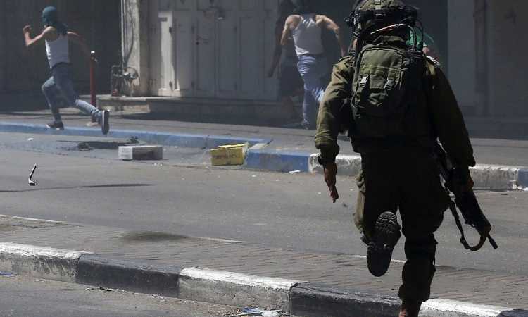 قوات الاحتلال الإسرائيلى تقتحم الأقصى وإصابة عشرات الفلسطينيين