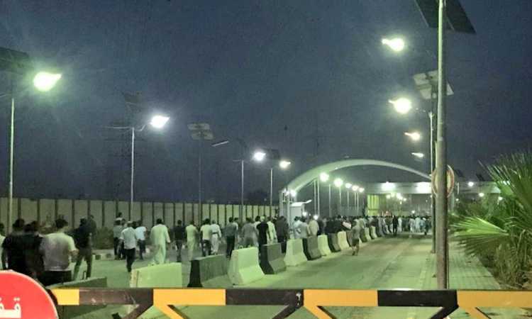 اقتحام مطار النجف بالعراق