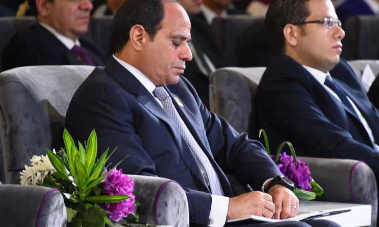 الرئيس السيسى خلال الجلسة