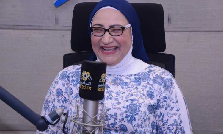مدربة اليوجا