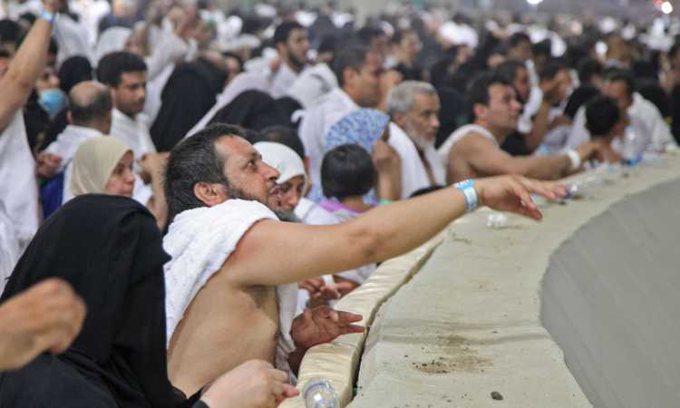 رمى الجمرات